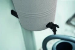 Elho Green Basics Rain Catcher 35 Liter Living Concrete -Groen Thuis Winkel elho green basics rain catcher 35 liter living concrete 5472x3648 6427fff9771a1 l