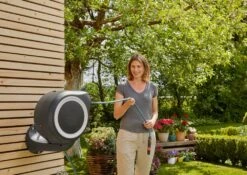 GARDENA Wandslangenbox 15 RollUp S Wit -Groen Thuis Winkel gardena wandslangenbox 15 rollup s wit 1619704856 1 l