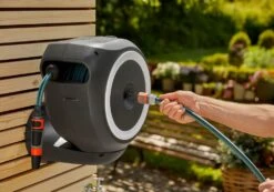 GARDENA Wandslangenbox 15 RollUp S Wit -Groen Thuis Winkel gardena wandslangenbox 15 rollup s wit 1619704856 l
